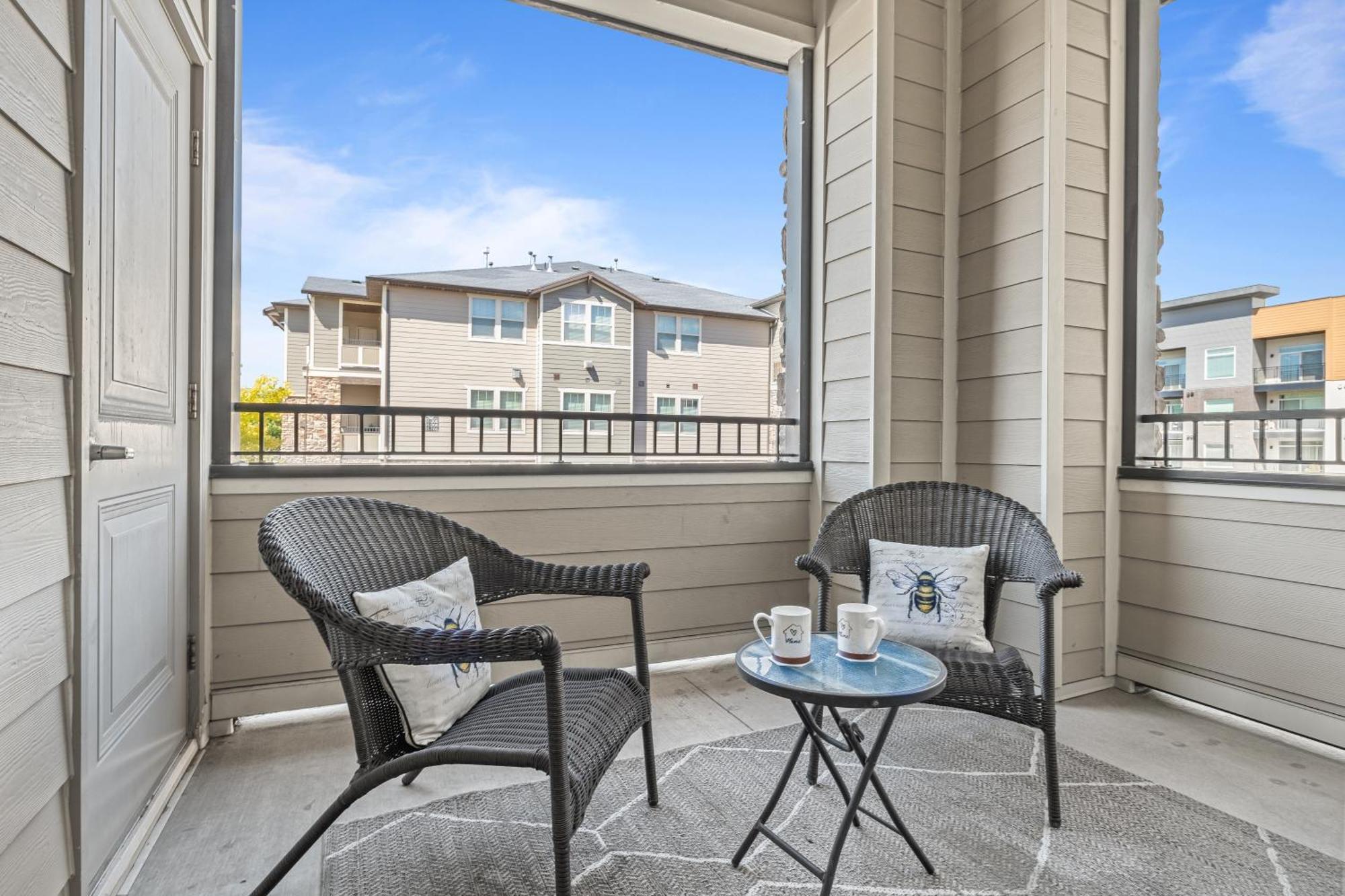 Butterfly Themed Kings Apartment With Private Garage & Access To Lux Hot Tub, Bbq & Gym South Jordan Exteriér fotografie