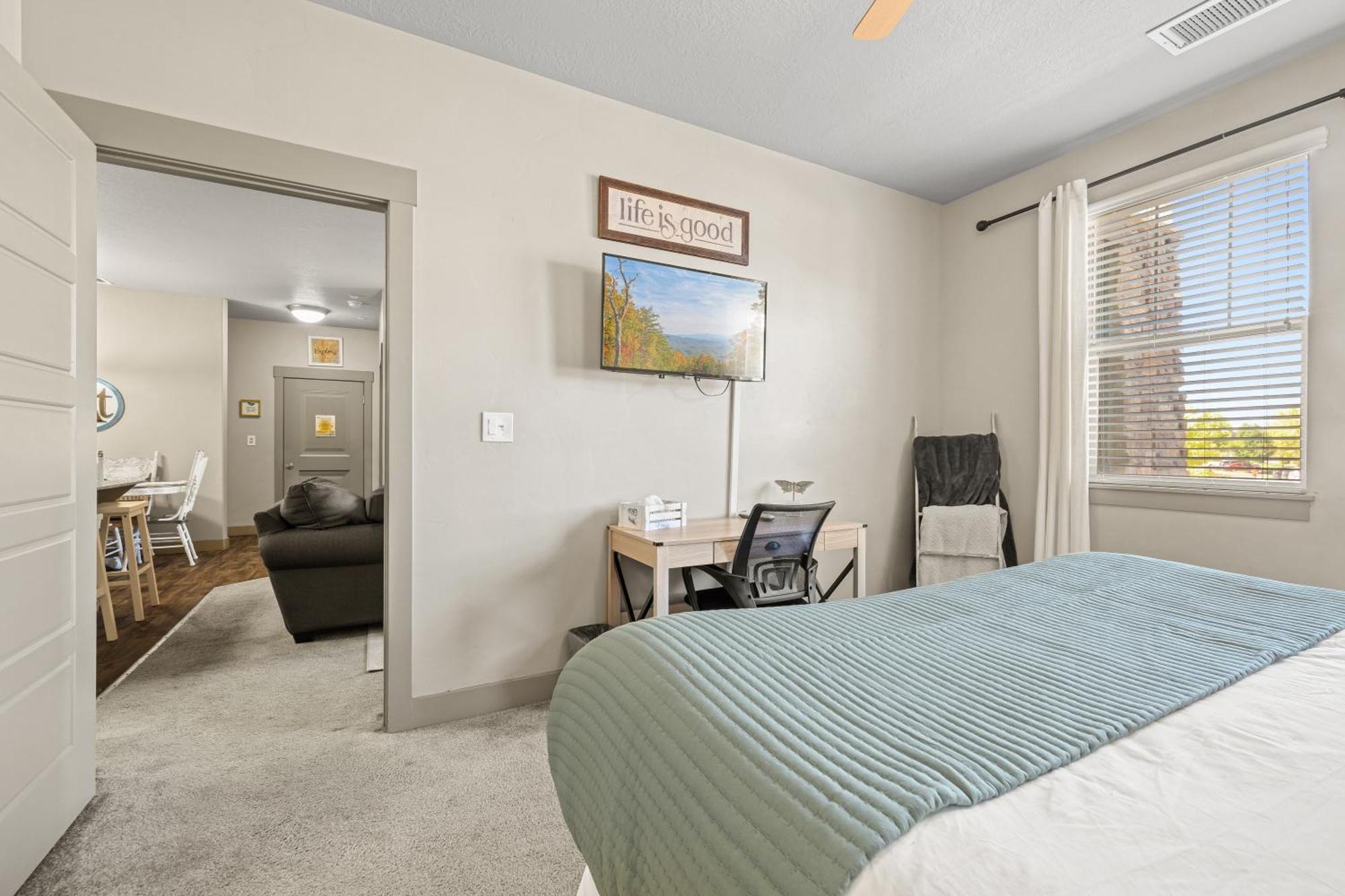 Butterfly Themed Kings Apartment With Private Garage & Access To Lux Hot Tub, Bbq & Gym South Jordan Exteriér fotografie